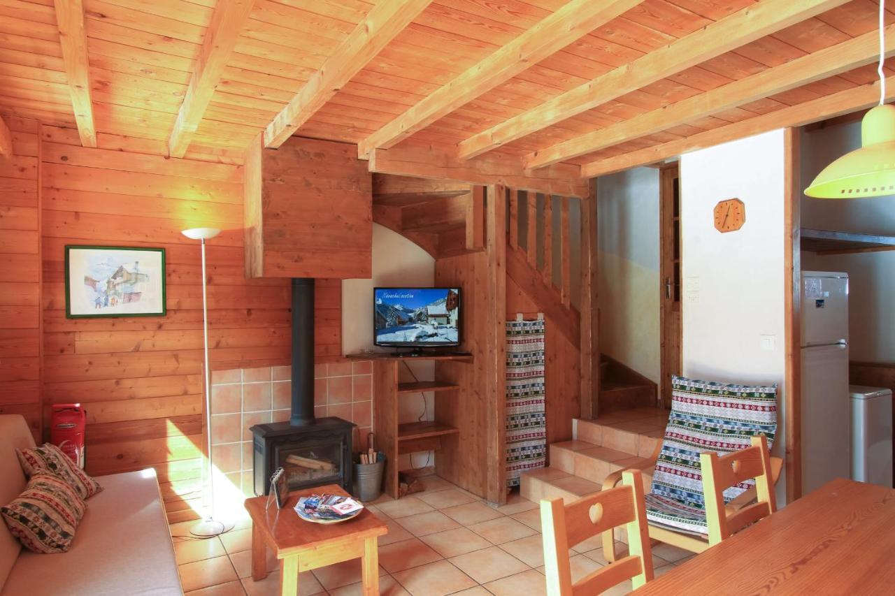 Le Gouroun Hameau Des Chazals Nevache Hautes Alpes ภายนอก รูปภาพ