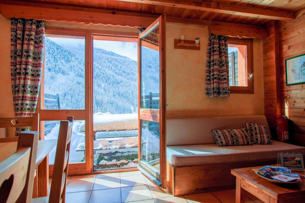 Le Gouroun Hameau Des Chazals Nevache Hautes Alpes ภายนอก รูปภาพ